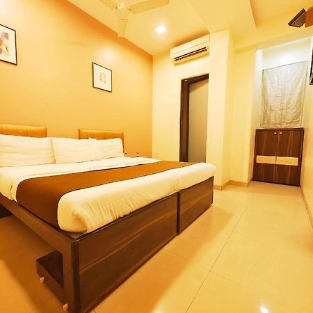 Hotel Amfahh - Andheri West Railway Station Bombaj Exteriér fotografie