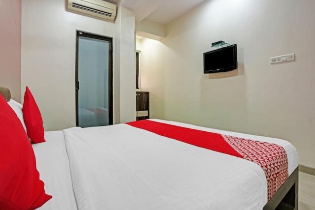 Hotel Amfahh - Andheri West Railway Station Bombaj Exteriér fotografie