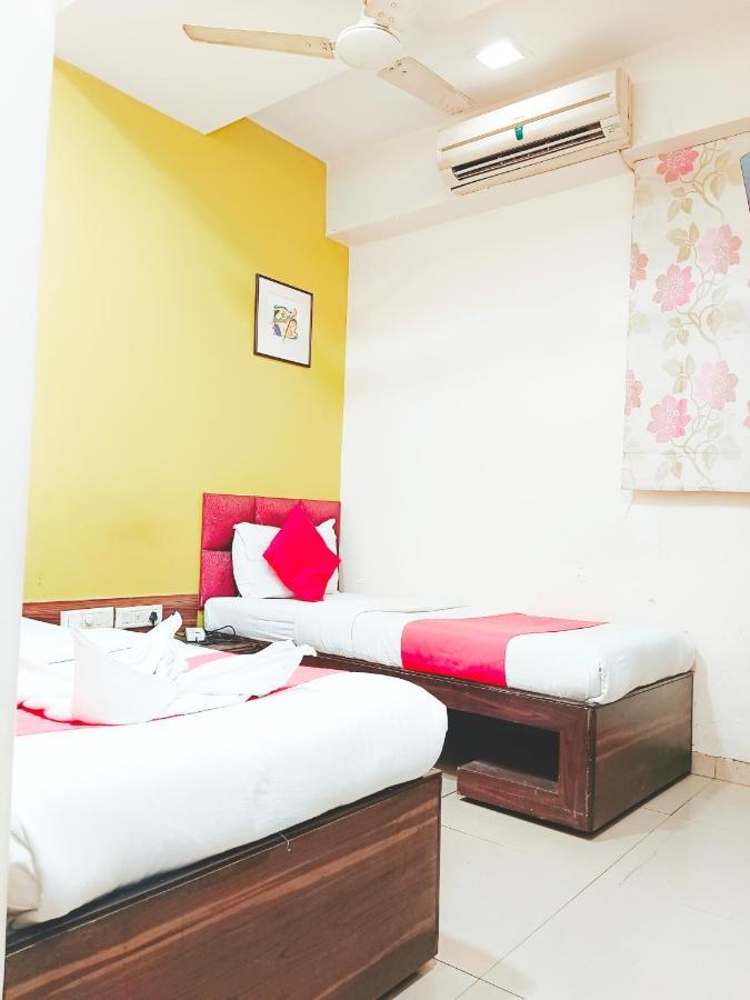 Hotel Amfahh - Andheri West Railway Station Bombaj Exteriér fotografie
