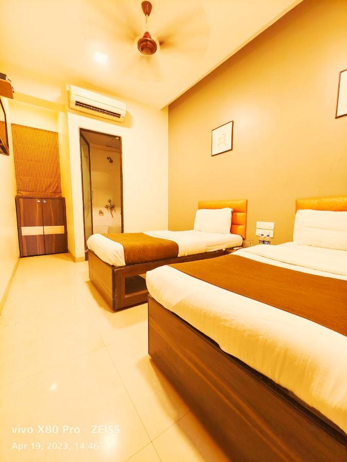 Hotel Amfahh - Andheri West Railway Station Bombaj Exteriér fotografie
