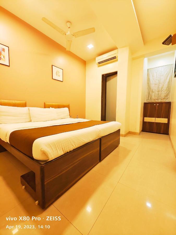 Hotel Amfahh - Andheri West Railway Station Bombaj Exteriér fotografie