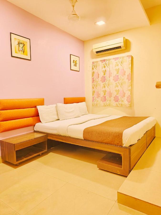 Hotel Amfahh - Andheri West Railway Station Bombaj Exteriér fotografie