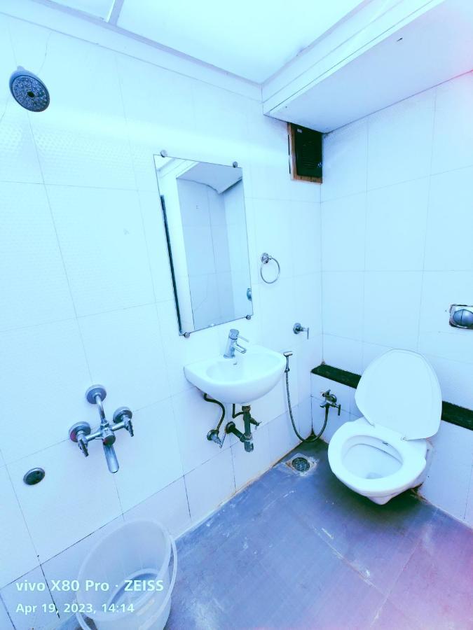 Hotel Amfahh - Andheri West Railway Station Bombaj Exteriér fotografie